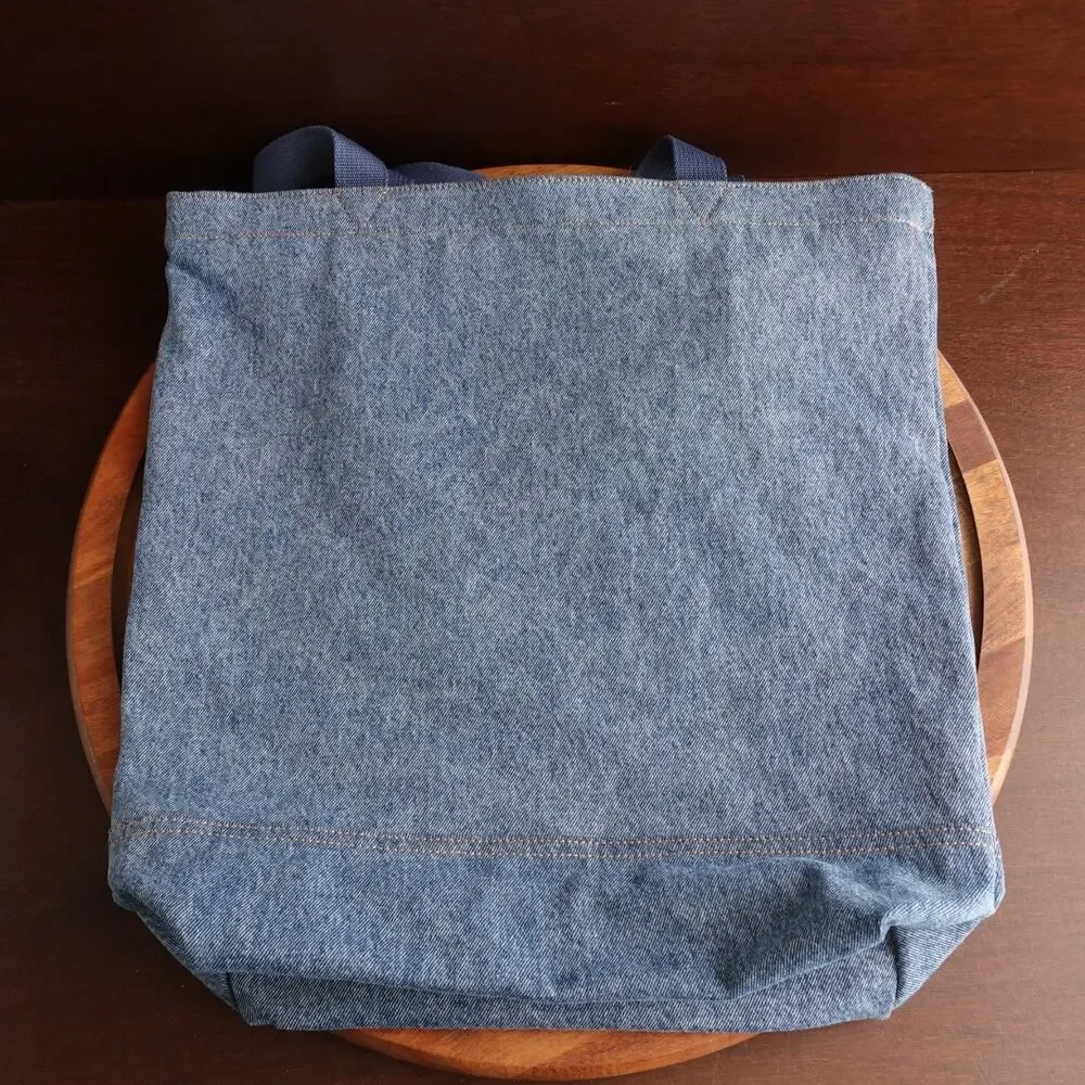 Levis Back Pocket Tote Bag Denim Medium Wash Blue Denim Casual Handbag NWT